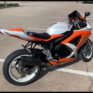 Meet your Posher, Connor